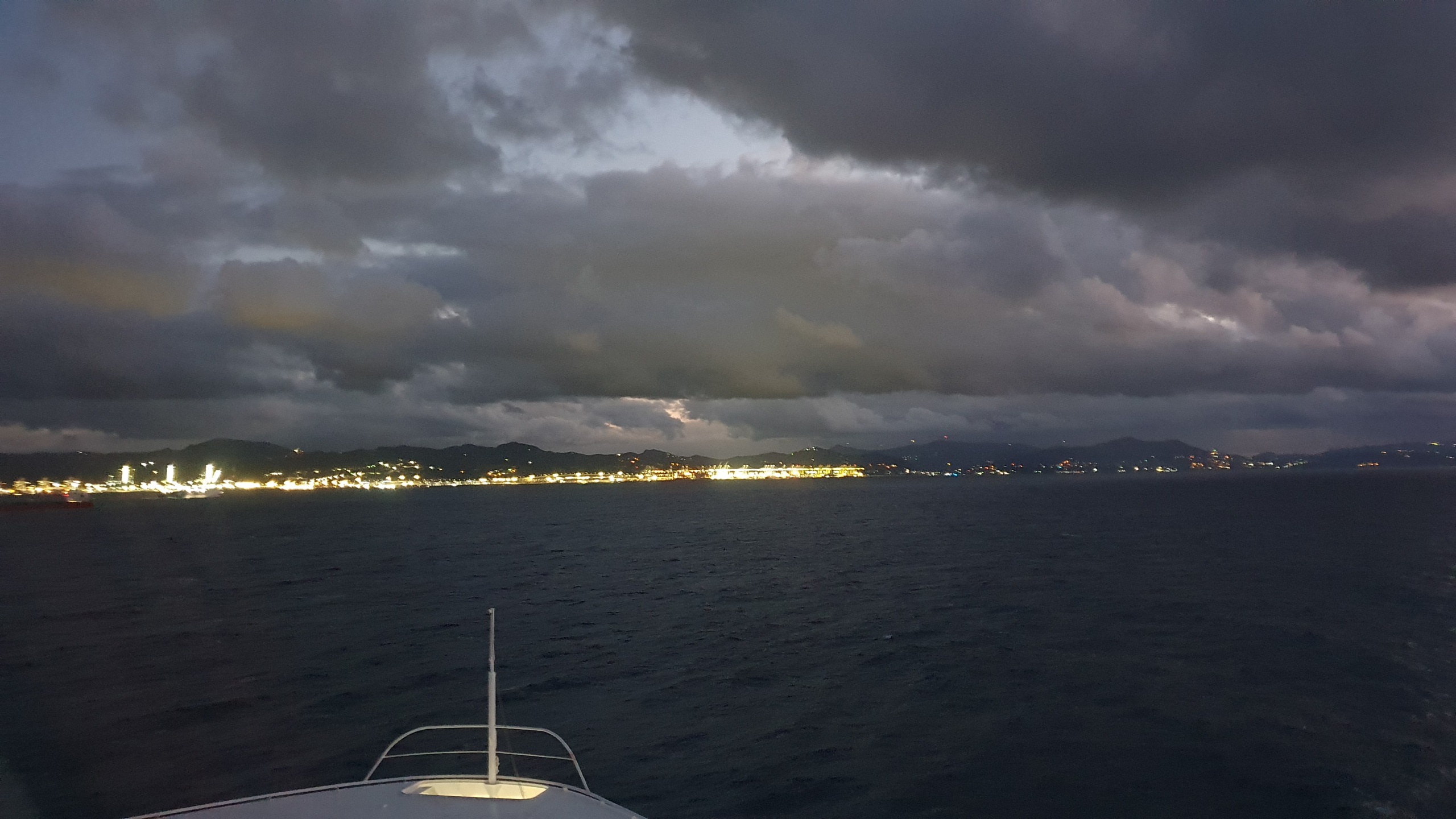 Hafen von Tanger med